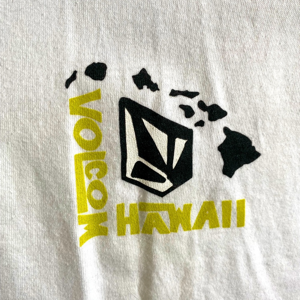 🌊Volcom Tee 🤙🏼 - Picture 4 of 7